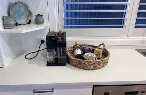 Freshwater Apartment | Freshie Hideaway Beach Getaway