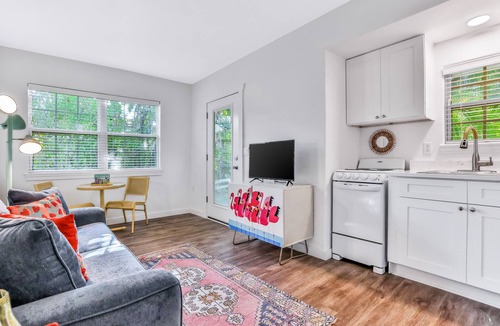 Anna Maria Condo | Freshly Remodeled Island Suite w/Pool & Pet Friendly