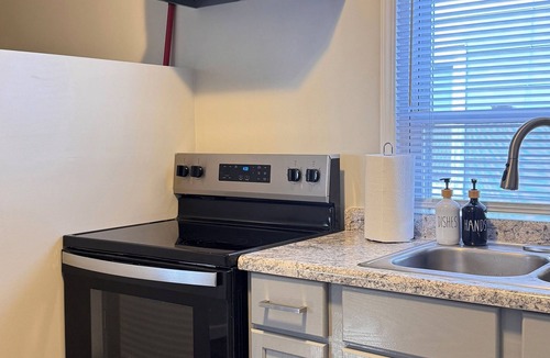 Kenosha House | Freshly Renovated 3-bedroom house with AC in charming Kenosha