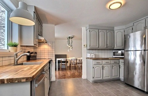 Village-des-Hurons House | Freshly renovated bright house