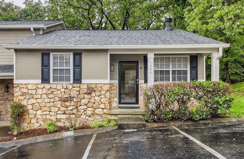 Nashville Condo | Freshly Renovated - Minutes from Downtown & BNA
