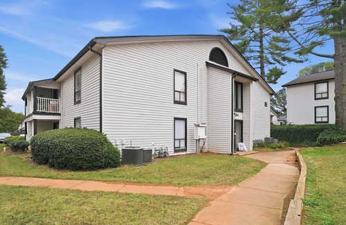 Duluth Apartment | Freshly updated 2BR near hotspots