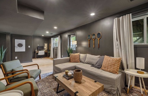 Grand Blanc House | Freshly-Updated Cozy 5BR/2BA Serene Retreat!