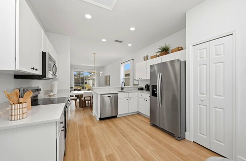 Crystal Cove House | Freshly Updated~Near Disney~Private Pool~Resort