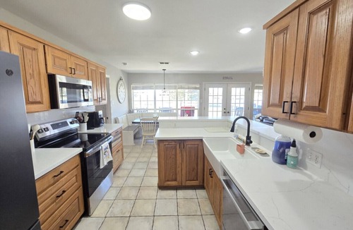 Leon County House | Freshly Updated with large dock