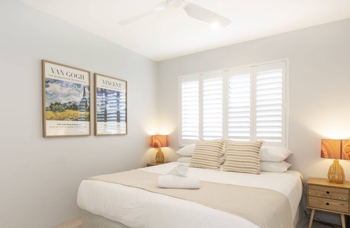 Queenscliff Apartment | Freshwater Beach Manly Great Views & Parking