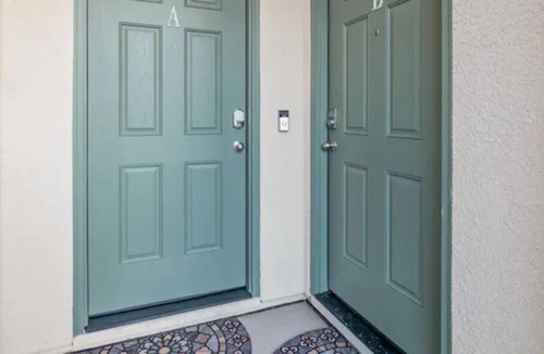 Roosevelt Apartment | Fresno Suite | Kitchenette | 1/1: Long Term Stay!