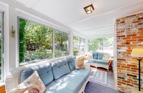 South Dennis House | Freydis Glen