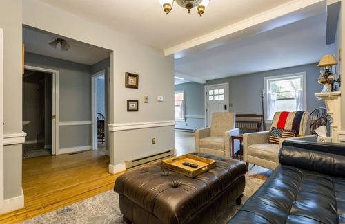 Shepherdstown House | Friar Aug's Haus
