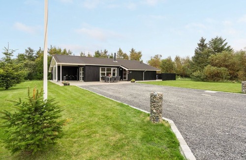 Torup Strand House | "Frida" - 700m from the sea by Interhome