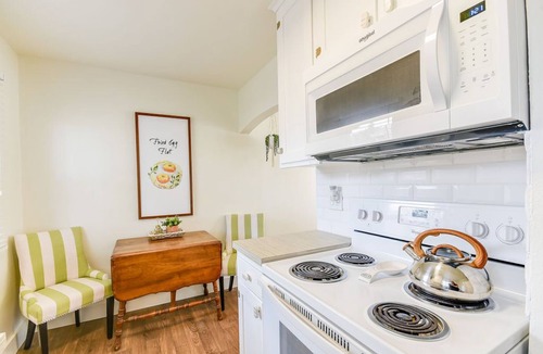 Moscow Apartment | Fried Egg Flat