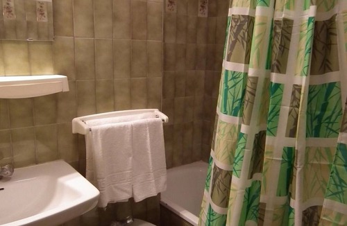 Bascule - Oratoire Hostel | Friendly Auberge - Hostel