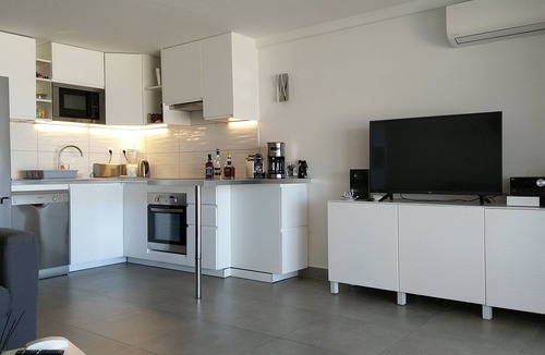 Nettle Bay House | Friendly Beach House