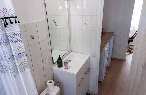 Gare-Jouvenet Apartment | friendly