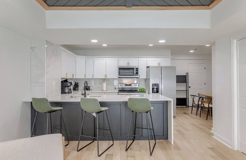 Riverview House | Friendly Getaway Home w/Backyard Arcade &Firepit
