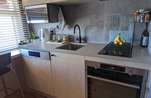 Henley Beach Apartment | Friendly@Henley