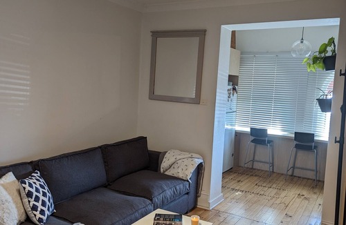 Henley Beach Apartment | Friendly@Henley
