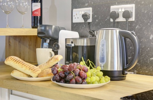 Rugby House | Friendly House - Clarence Rd