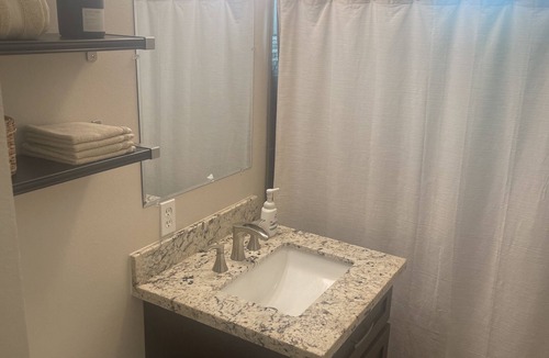 North Highlands House | Friendly Smoker Safe House