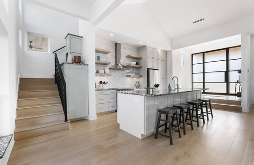 Paleface Park House | Friends & Family Favorite! Views - Spacious - Clean