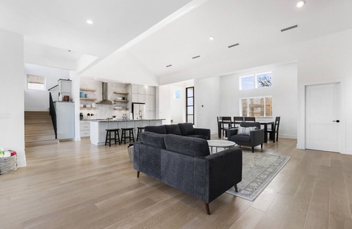 Paleface Park House | Friends & Family Favorite! Views - Spacious - Clean