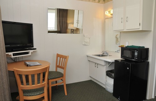 Old Orchard Beach Hotel | Friendship Oceanfront Suites