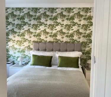 Frinton-on-Sea Bed & Breakfast | Frinton45