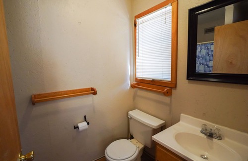 Sabinal Cabin | Frio Country Resort - Within walking distance to the Frio River!