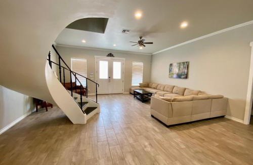 Concan House | FRIO WAVES