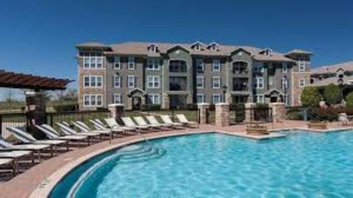 Frisco Apartment | Frisco Business Class, Modern Executive Suite 923