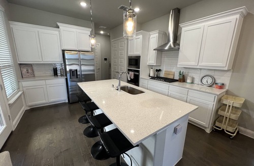 Frisco House | Frisco Park West Modern Charmer Kid & Pet Friendly Great Location