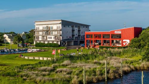 Waves Apartment | Frisco Pier - 2-Bedroom, 2-Bathroom Suite at REAL Watersports