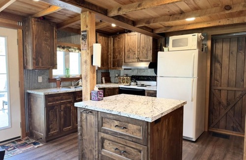 Waterfall House | Frog Hollow Cabin: Private Hot Tub | Fire Pit
