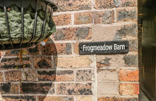 Biddulph House | Frog Meadow Barn