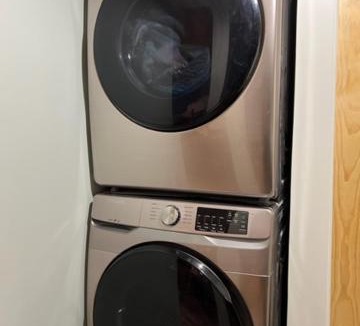 Blodgett Mills Apartment | Froggy Goggle Barn