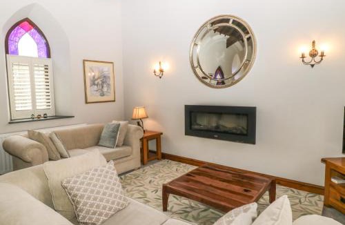 Callington House | Frogwell Chapel