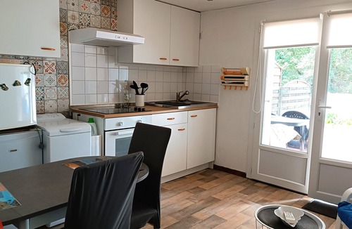 La Barre-de-Monts Apartment | Fromentine, apartment Ground floor of a house on the edge of a forest for 2 people. - Wifi