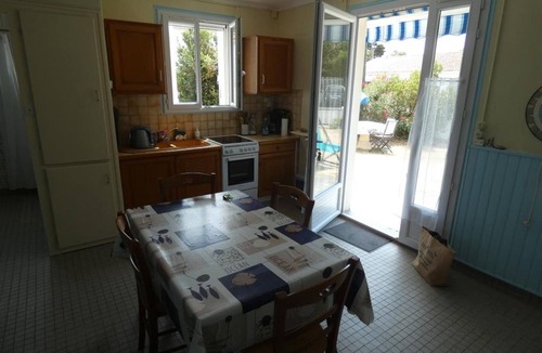 Fromentine Apartment | Fromentine - Ground floor apartment 33m² with garden, pets allowed, parking