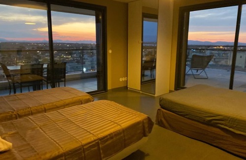 Mediterranee Apartment | FROND DE MER T5 APPT 4 STARS 125 m², PANORAMIC TERRACE 121 m² IN CANET PLAGE
