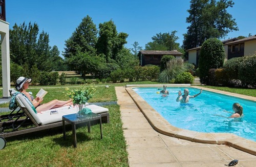 Salles Villa | Fronsac Deluxe Piscine 6p