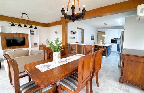 Las Charcas Villa | Front beach Villa