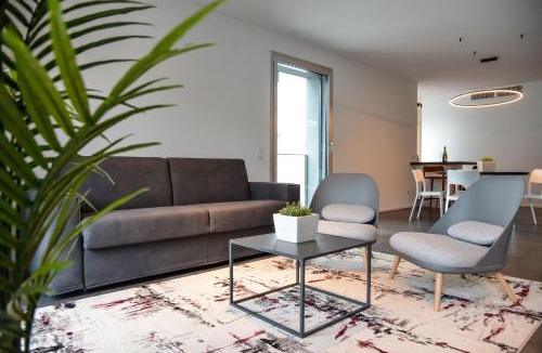 Melide Apartment | Front Lake Vacation Rental Mel in Melide