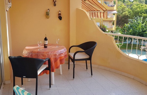 Coveta Fuma Apartment | Front Line Apartment south facing with Pool and Sea Views