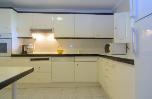 El Paraiso House | Front line beach townhouse in Nueva Milla de Oro, exit to the beach.
