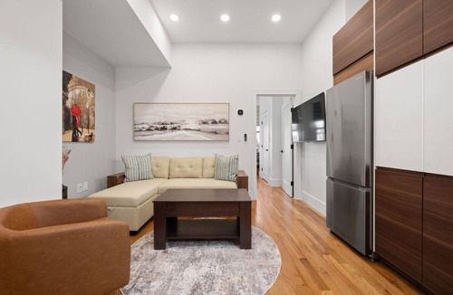 Fenway–Kenmore Apartment | Front Row City Views: 1BR Suite with King Bed | Suite 3