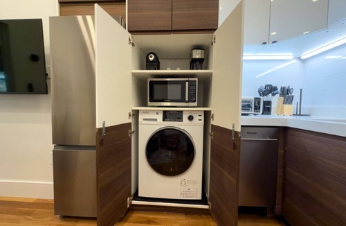 Fenway–Kenmore Apartment | Front Row City Views: 1BR Suite with King Bed | Suite 3