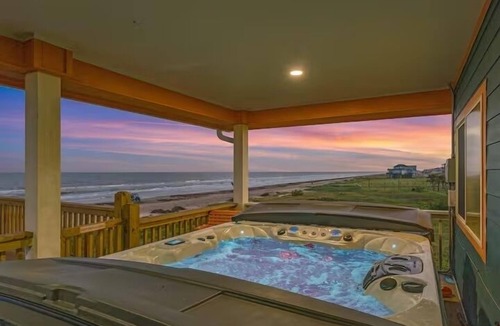 Port Bolivar House | Front Row Pool - chilled & heated - hot tub- beachfront