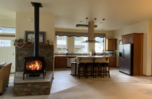 Seward House | Front Row Townhouse