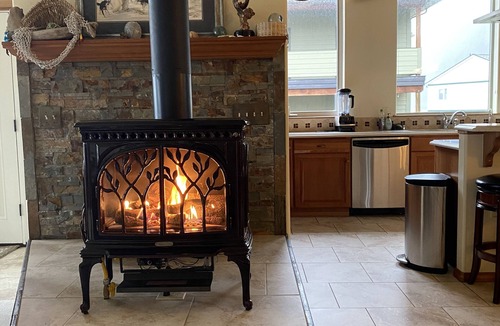 Seward House | Front Row Townhouse