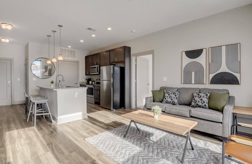 Broad Ripple Apartment | Frontdesk | 2 BR Apt by Holliday Park